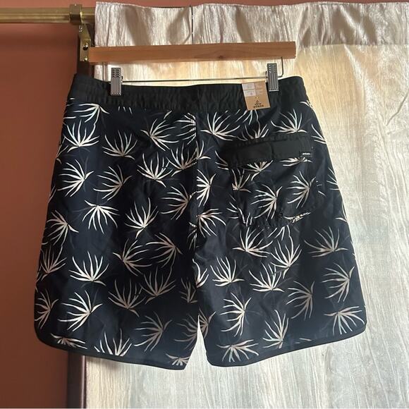 Prana Vintage Boardshort Swim Black Bloom Floral‎ 6” Inseam NWT Men’s Size 30 - Picture 5 of 7